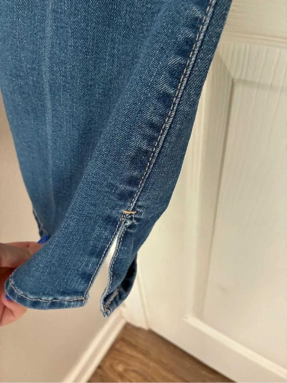 GAP Medium Blue Flare Jeans - Women's